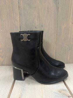 Laarzen Hanne